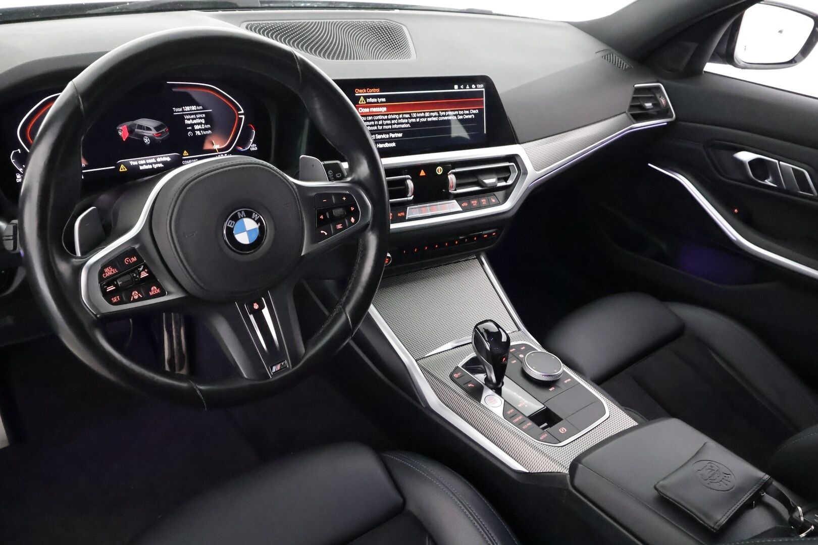 BMW 320 2021 G21 Touring 320d A xDrive Business M Sport MHEV - | Adapt.Vakkari | Webasto | Hifi | Peruutuskamera | Vetokoukku | Digimittaristo | Navi | TULOSSA |