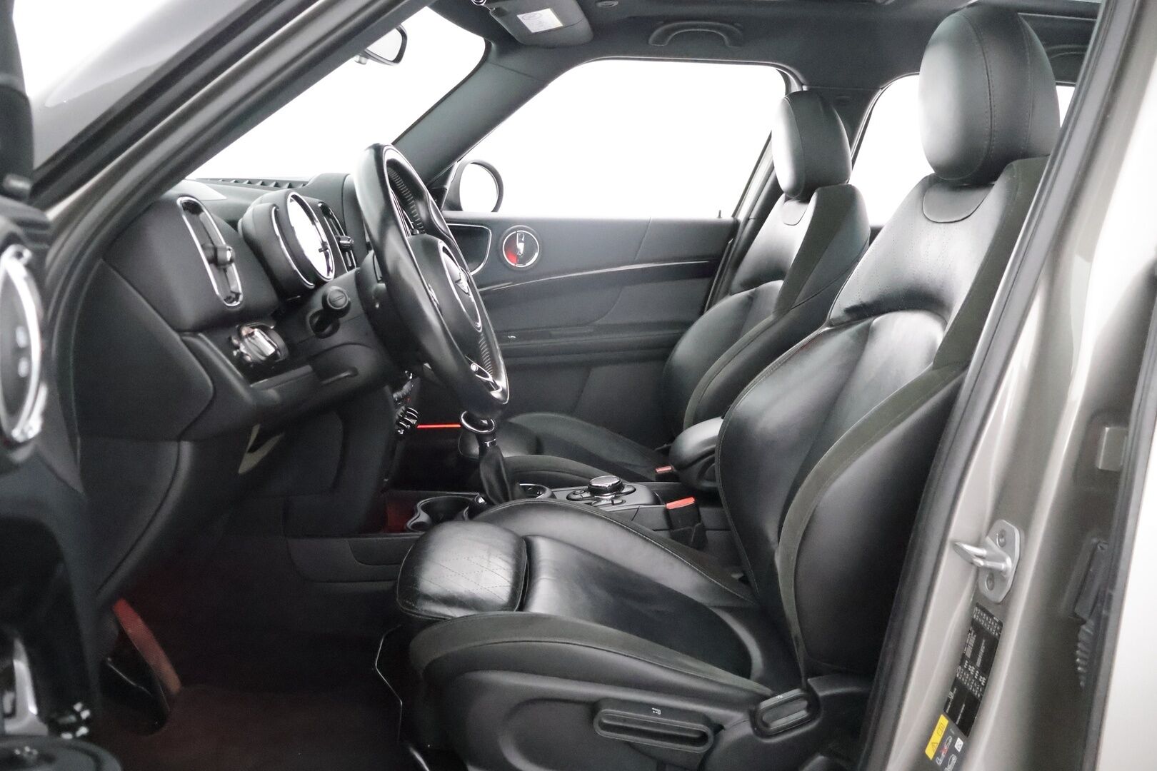 Mini Countryman 2018 Cooper SE ALL4 Plug-In Aut.** Panorama / H&K / Adapt.vakkari / P.kamera / Sporttinahat / Comfort access