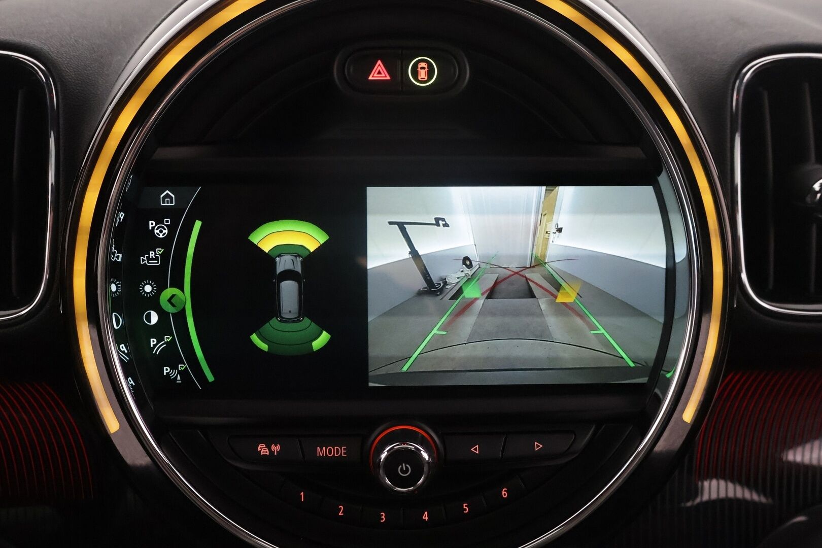 Mini Countryman 2018 Cooper SE ALL4 Plug-In Aut.** Panorama / H&K / Adapt.vakkari / P.kamera / Sporttinahat / Comfort access