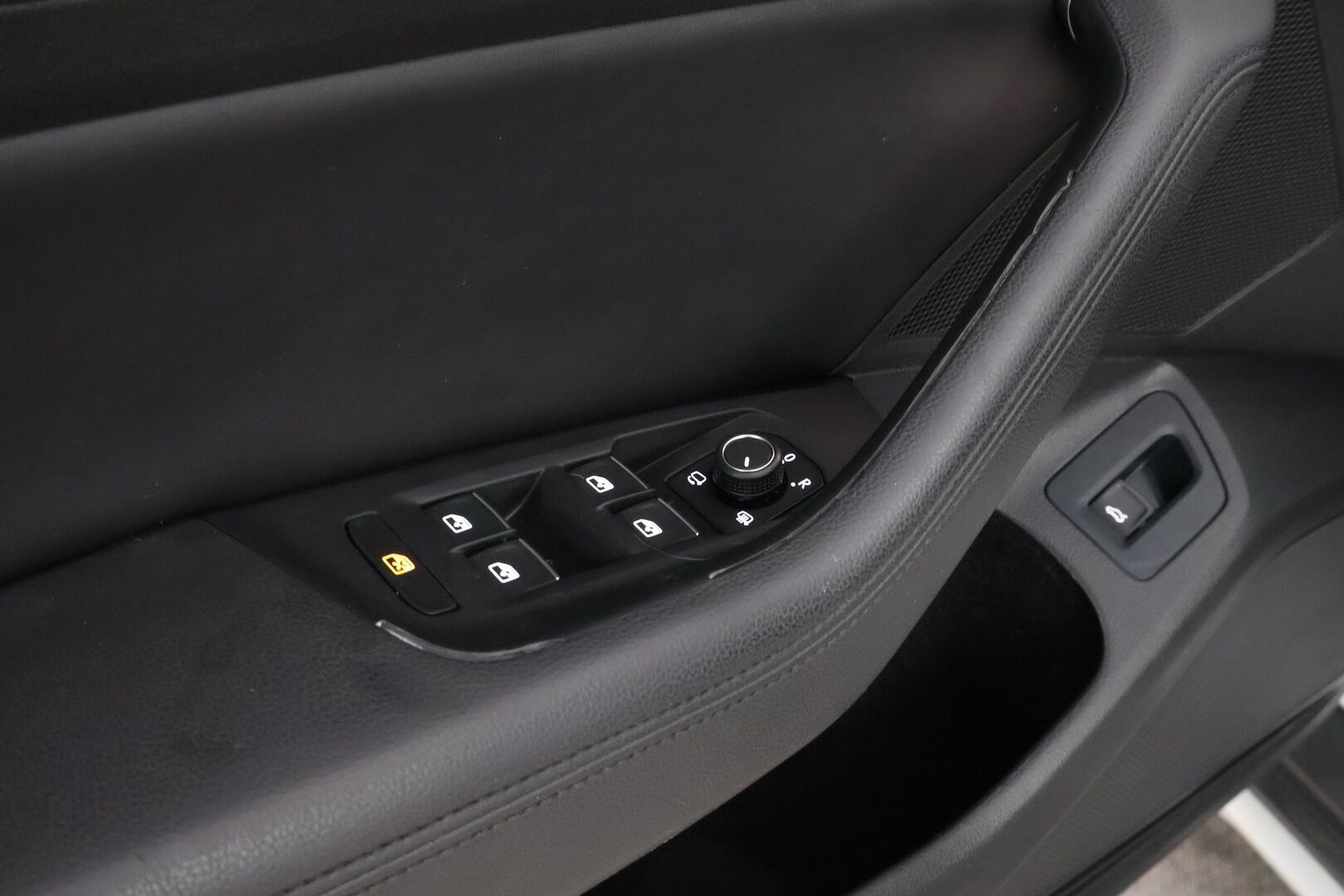 Volkswagen Passat 2017 Variant Alltrack 2,0 TDI 140 kW (190 hv) 4MOTION DSG-automaatti * Webasto / Adapt.Vakkari / Koukku / Nahkasisusta / Peruutuskamera - Matrix LED / Jakopää tehty / Juuri tullut Tampereelle! - HULLU BLACKWEEK KORKOTARJOUS 2,49%