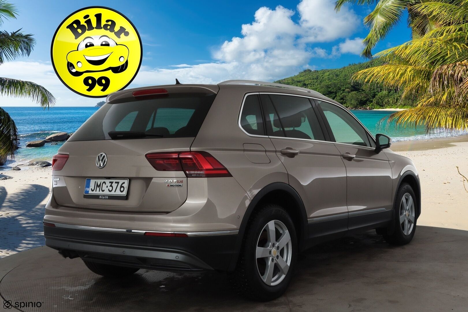 Volkswagen Tiguan 2017 Highline 2,0 TDI SCR 140 kW (190 hv) 4MOTION DSG * Webasto / Koukku / ACC / LED / P.kamera / Kaistavahti * - Kahdet renkaat aluvanteilla 
