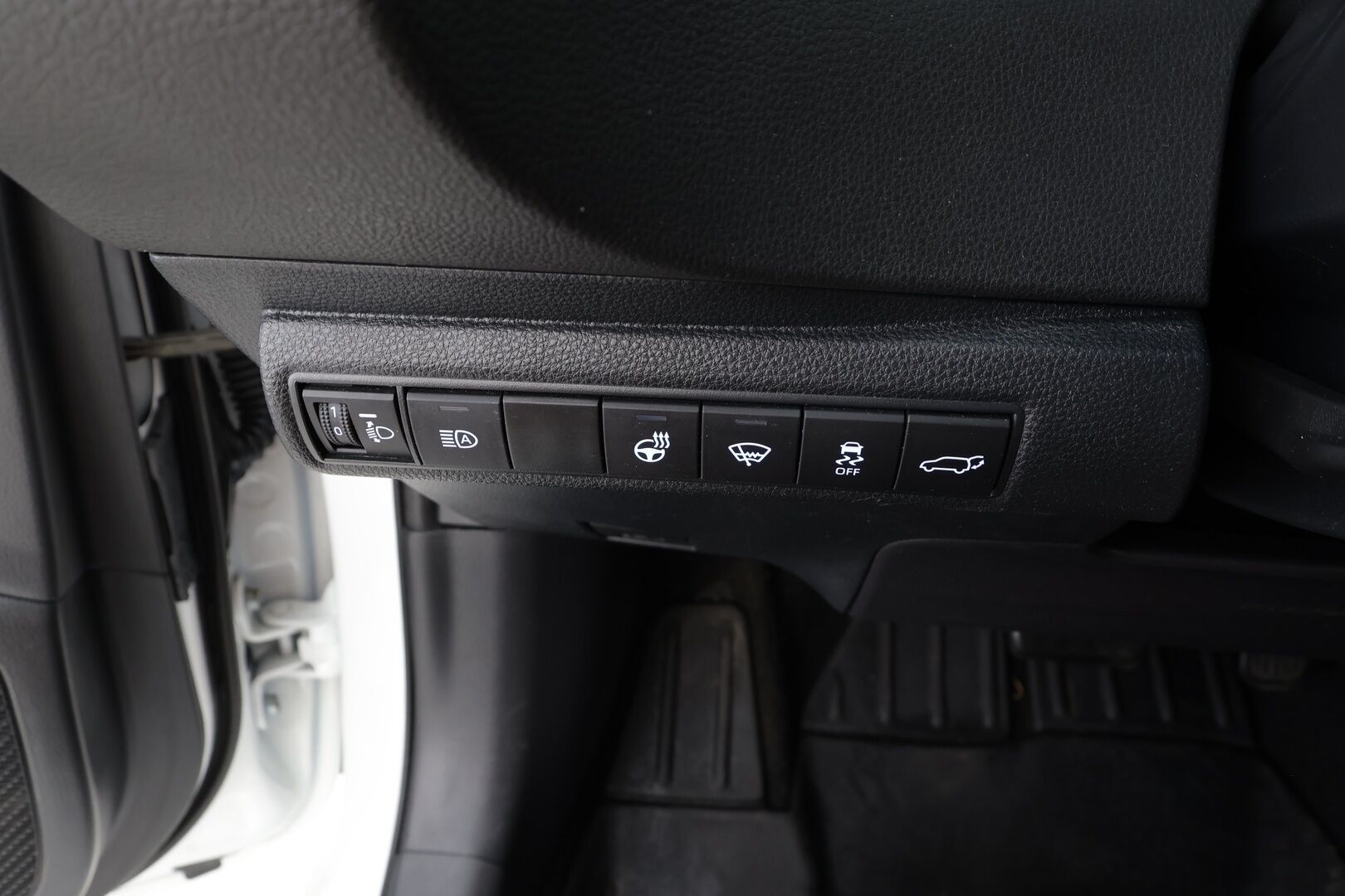 Toyota Corolla 2021 Touring Sports 1,8 Hybrid Active Edition - | ACC | LED | P.Kamera | Kaistavahti | Navi | Keyless | Apple&Android | Kahdet renkaat | Suomi-auto |