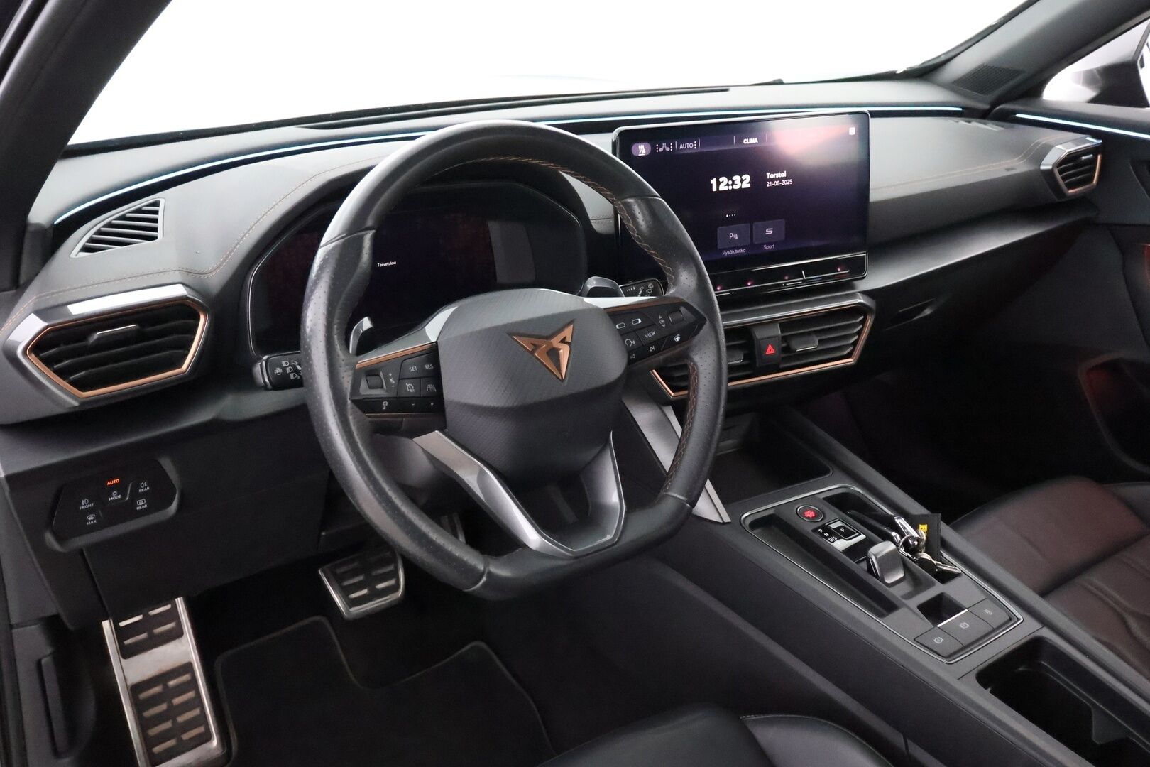 Cupra Formentor 2021 VZ 1.4 PHEV 180 kW e-HYBRID DSG - Suomiauto / Adapt.Vakkari / P.Kamera / Vetokoukku / Ratinlämmitin / Muistipenkki / Keyless / Juuri saapunut Tampereelle!