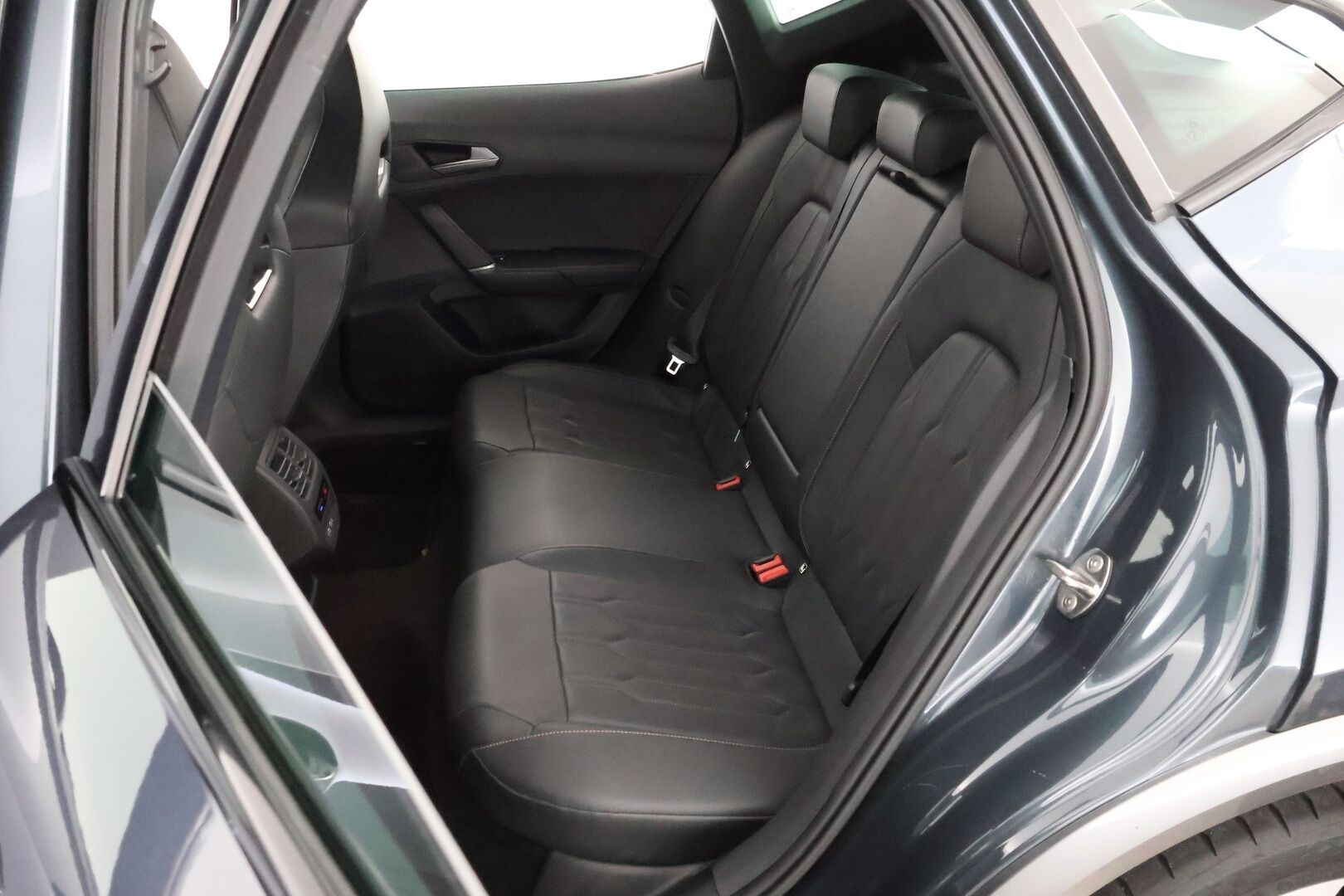 Cupra Formentor 2021 VZ 1.4 PHEV 180 kW e-HYBRID DSG - Suomiauto / Adapt.Vakkari / P.Kamera / Vetokoukku / Ratinlämmitin / Muistipenkki / Keyless / Juuri saapunut Tampereelle!