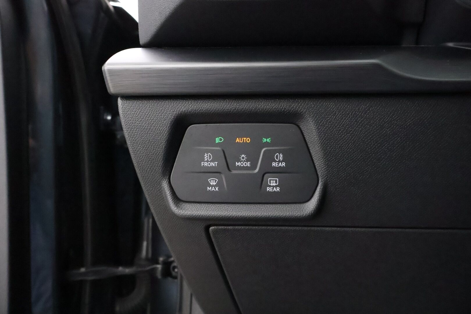 Cupra Formentor 2021 VZ 1.4 PHEV 180 kW e-HYBRID DSG - Suomiauto / Adapt.Vakkari / P.Kamera / Vetokoukku / Ratinlämmitin / Muistipenkki / Keyless / Juuri saapunut Tampereelle!