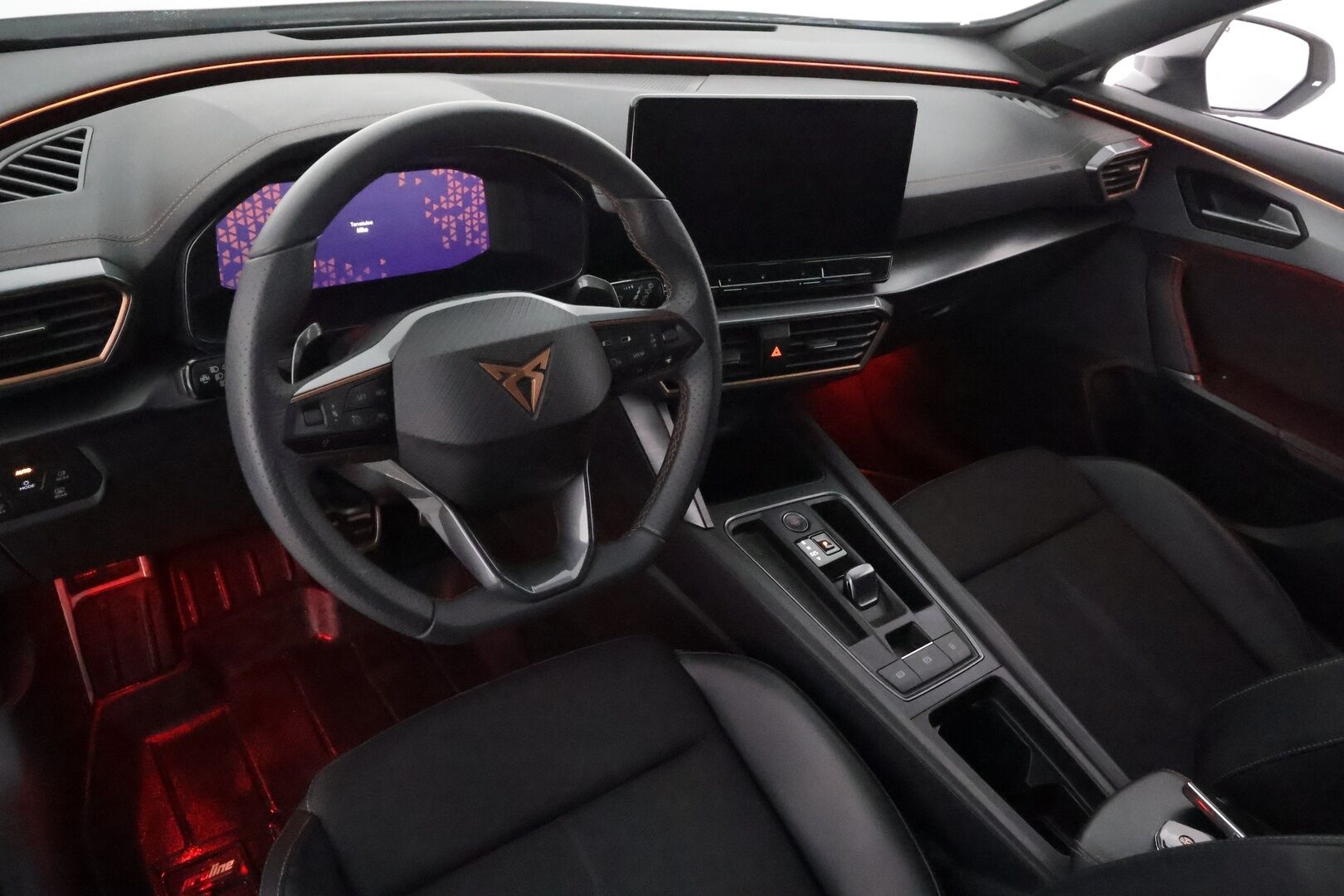 Cupra Formentor 2021 VZ 1.4 PHEV 180 kW e-HYBRID DSG **Adapt.vakkari / Koukku / P.kamera / Digimittaristo / KeylessGo / Sporttipenkit** - Suomi-auto / Kahdet renkaat aluvanteilla