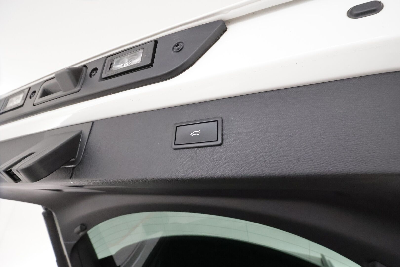 Cupra Formentor 2021 VZ 1.4 PHEV 180 kW e-HYBRID DSG **Adapt.vakkari / Koukku / P.kamera / Digimittaristo / KeylessGo / Sporttipenkit** - Suomi-auto / Kahdet renkaat aluvanteilla