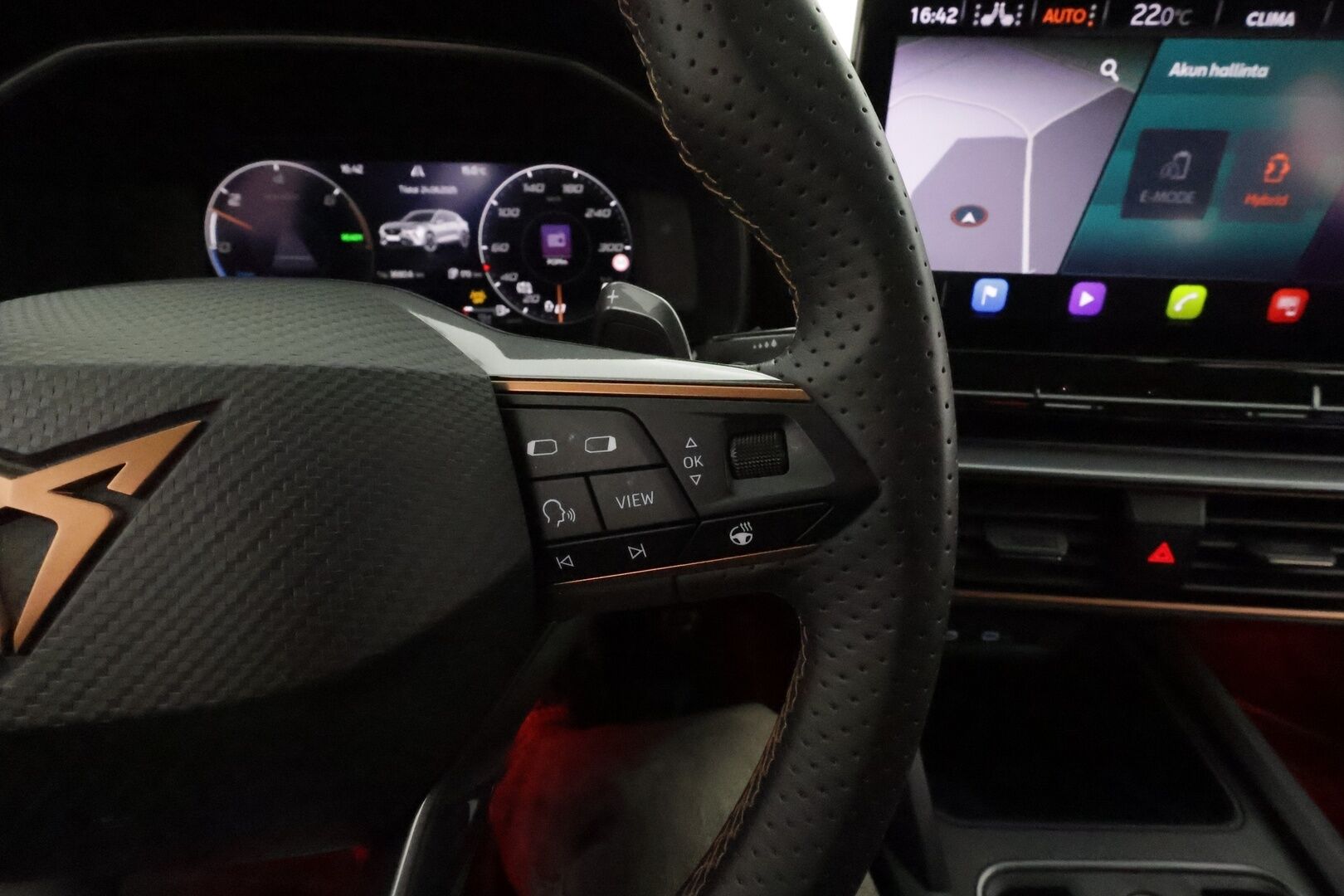 Cupra Formentor 2021 VZ 1.4 PHEV 180 kW e-HYBRID DSG **Adapt.vakkari / Koukku / P.kamera / Digimittaristo / KeylessGo / Sporttipenkit** - Suomi-auto / Kahdet renkaat aluvanteilla