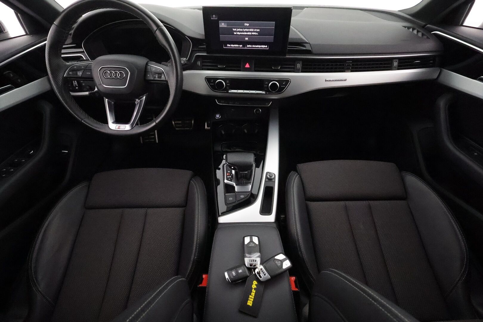 Audi A4 2021 Avant Business Advanced 40 TFSI 150 kW MHEV quattro S tronic **Adapt. vakkari / Webasto / Matrix / P.kamera / Koukku** - 3,99 % KORKOTARJOUS TÄHÄN AUTOON - 1-om. Suomi-auto / Sporttipenkit / Digimittaristo