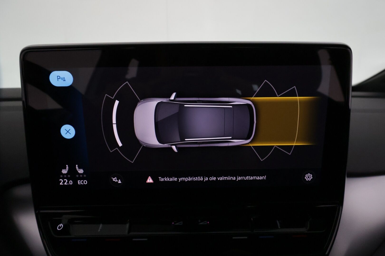 Volkswagen ID.4 2021 Pro Performance 150 kW, akku 77 kWh **Adapt.vakkari / LED / Lämpöpumppu / P.tutkat / Navi** - 1.Om Suomi-auto / Merkkihuollettu / Kahdet renkaat aluvanteilla / Tuulilasin lämmitin