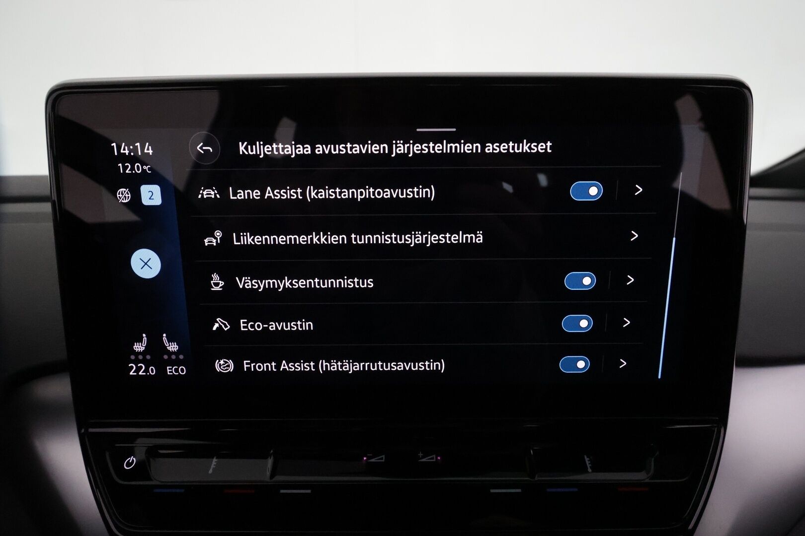 Volkswagen ID.4 2021 Pro Performance 150 kW, akku 77 kWh **Adapt.vakkari / LED / Lämpöpumppu / P.tutkat / Navi** - 1.Om Suomi-auto / Merkkihuollettu / Kahdet renkaat aluvanteilla / Tuulilasin lämmitin