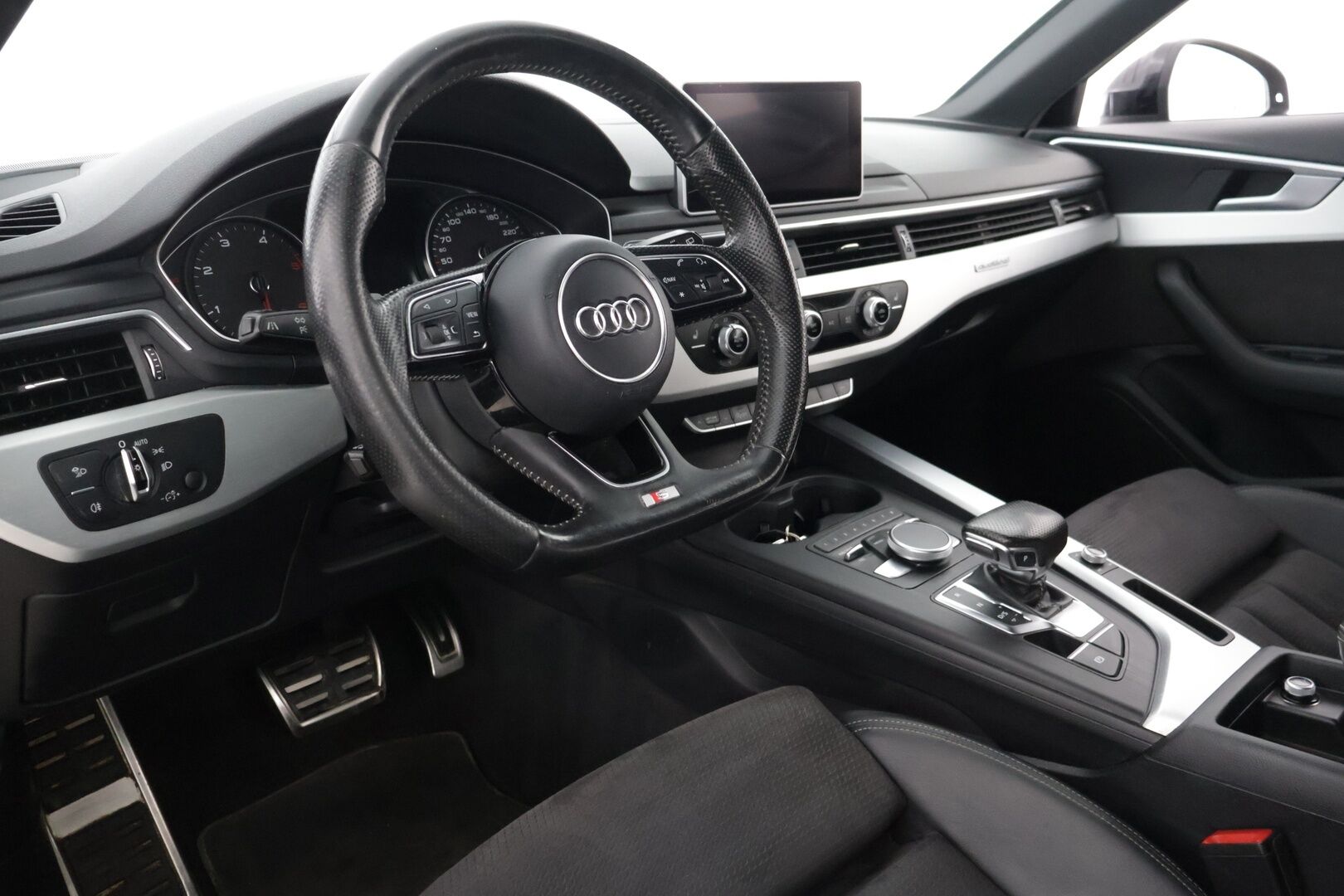 Audi A4 2017 Avant Quattro S-line 3,0 TDI 160kW *ACC / Navi / Tutkat / Sporttipenkit* - *Kahdet renkaat!* - HULLU BLACKWEEK KORKOTARJOUS 2,49%