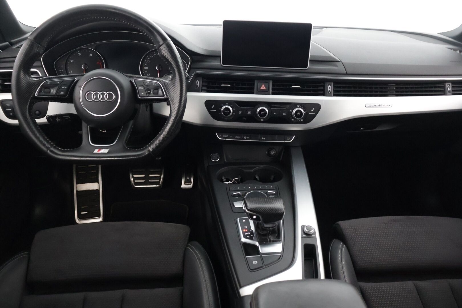 Audi A4 2017 Avant Quattro S-line 3,0 TDI 160kW *ACC / Navi / Tutkat / Sporttipenkit* - *Kahdet renkaat!* - HULLU BLACKWEEK KORKOTARJOUS 2,49%