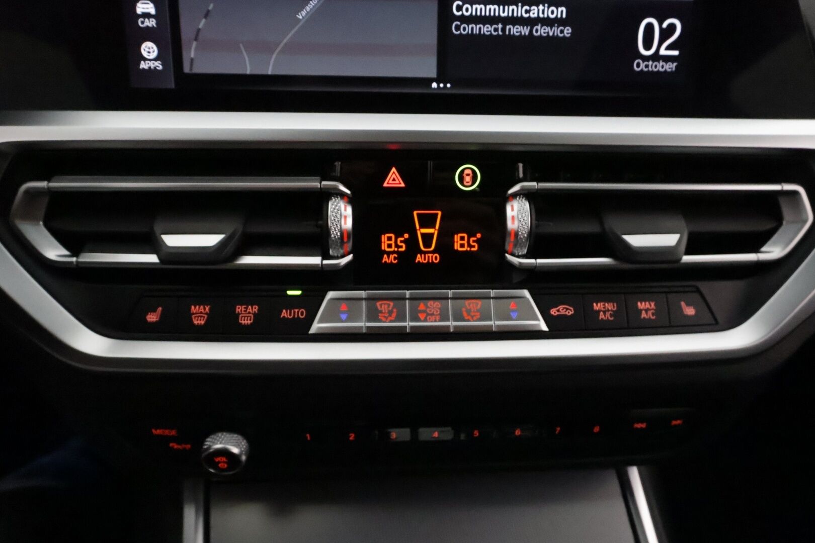 BMW 330 2020 G20 330e M-Sport *ACC / HUD / Laser / Muistipenkki / 360° / Lasikattoluukku / Comfort Access / Hifi / Navi / Koukku* - Adaptiivinen M Sport alusta / Kahdet renkaat aluvanteilla / Huippuvarusteet!
