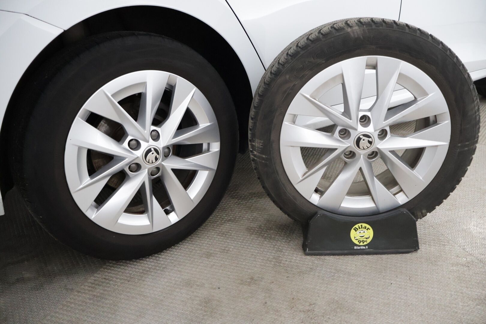 Skoda Octavia 2021 Combi 1,0 TSI Style eTEC DSG Autom. - ACC | Webasto  | Digimittaristo | P.Kamera | Navi | Keyless | Langaton lataus | Ambient | 1.OM Suomi-auto | Koukku | 2x Renkaat