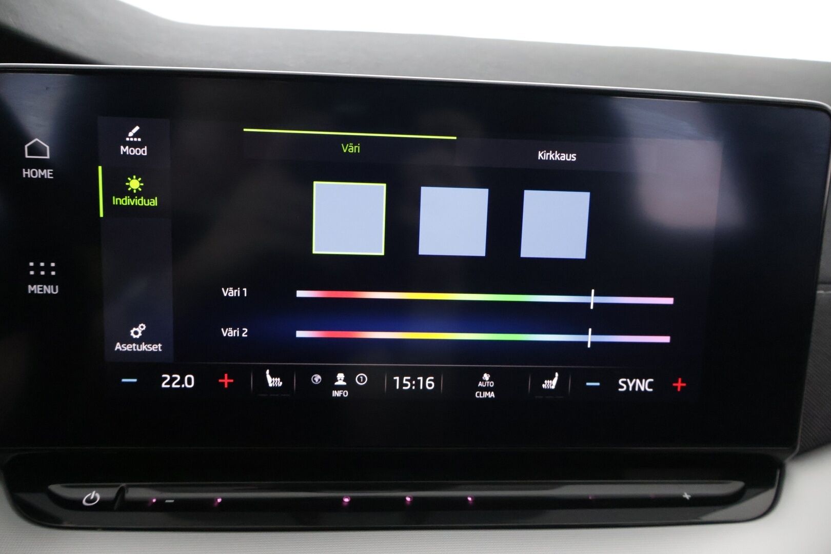 Skoda Octavia 2021 Combi 1,0 TSI Style eTEC DSG Autom. - ACC | Webasto  | Digimittaristo | P.Kamera | Navi | Keyless | Langaton lataus | Ambient | 1.OM Suomi-auto | Koukku | 2x Renkaat