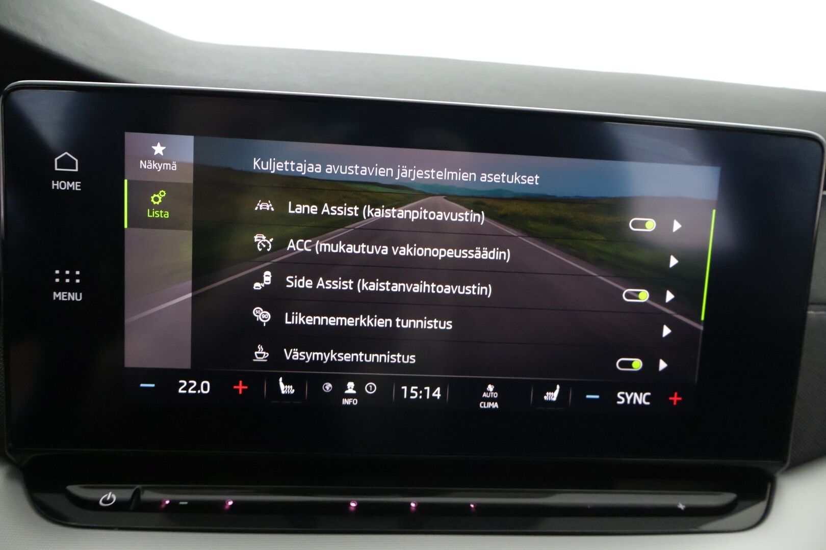 Skoda Octavia 2021 Combi 1,0 TSI Style eTEC DSG Autom. - ACC | Webasto  | Digimittaristo | P.Kamera | Navi | Keyless | Langaton lataus | Ambient | 1.OM Suomi-auto | Koukku | 2x Renkaat