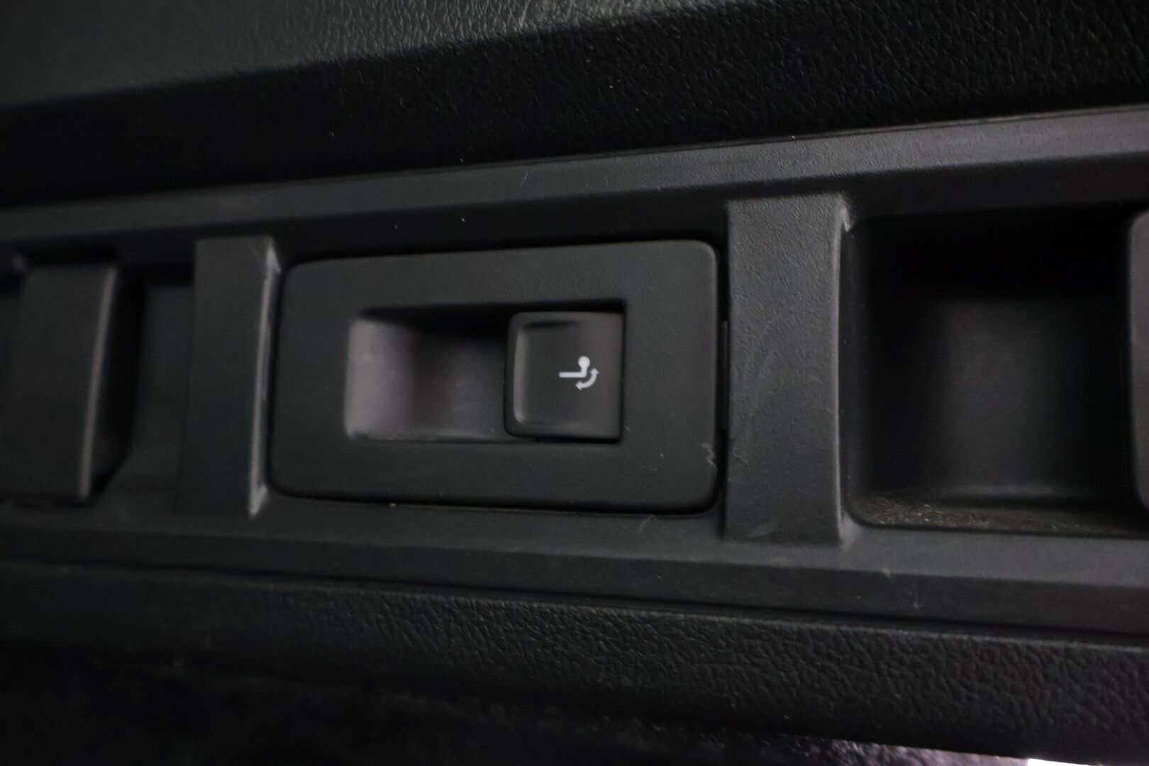 Skoda Octavia 2021 Combi 1,0 TSI Style eTEC DSG Autom. - ACC | Webasto  | Digimittaristo | P.Kamera | Navi | Keyless | Langaton lataus | Ambient | 1.OM Suomi-auto | Koukku | 2x Renkaat