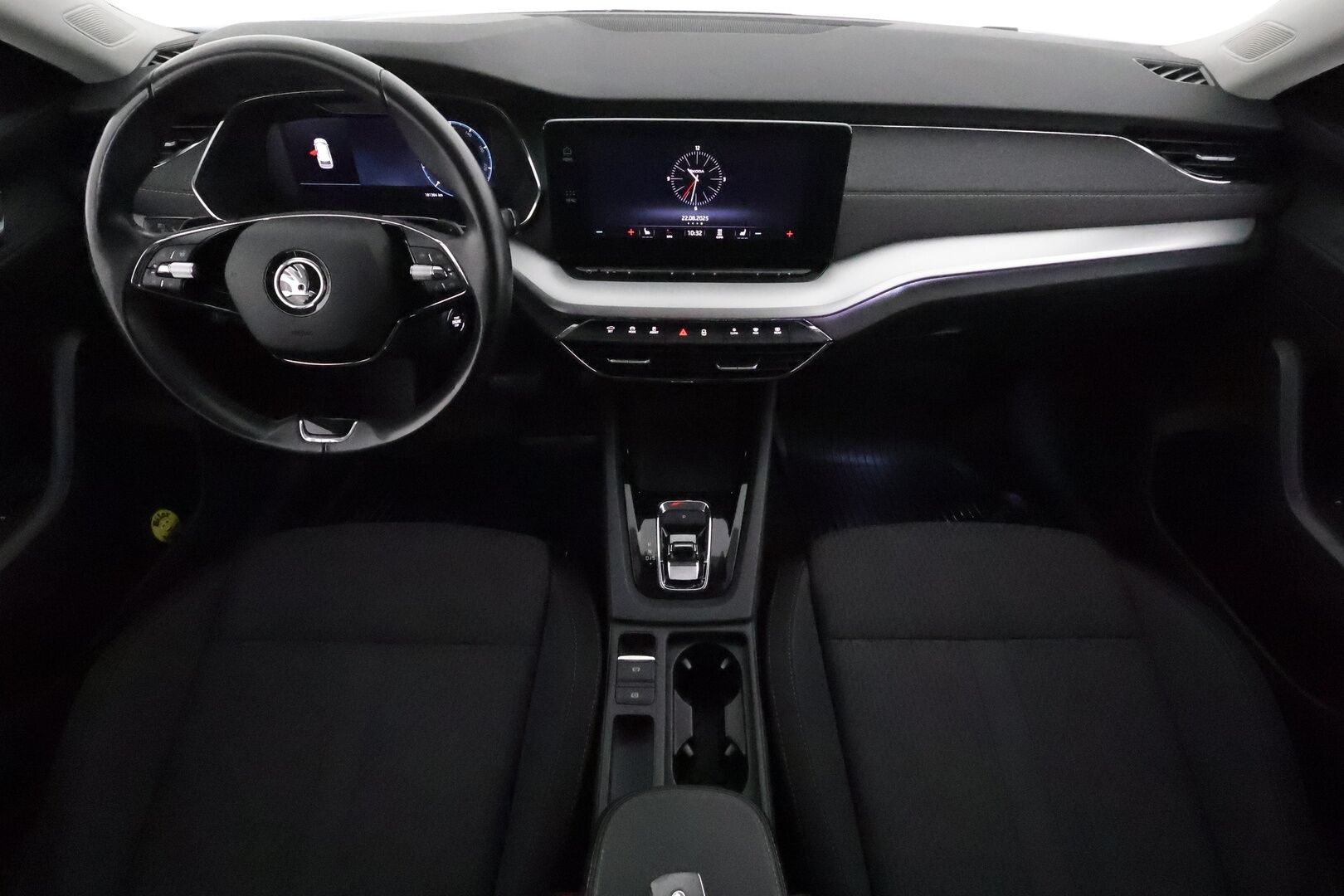 Skoda Octavia 2021 Combi 1,5 TSI Style eTEC DSG **Webasto / Koukku / Adapt.vakkari / Matrix-LED / P.Kamera / Navi / Kaistavahti / Keyless** - 1-om Suomi-auto / Kahdet Renkaat / Merkkihuollettu!