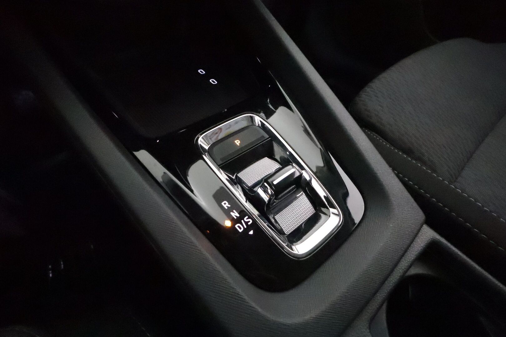 Skoda Octavia 2021 Combi 1,5 TSI Style eTEC DSG **Webasto / Koukku / Adapt.vakkari / Matrix-LED / P.Kamera / Navi / Kaistavahti / Keyless** - 1-om Suomi-auto / Kahdet Renkaat / Merkkihuollettu!