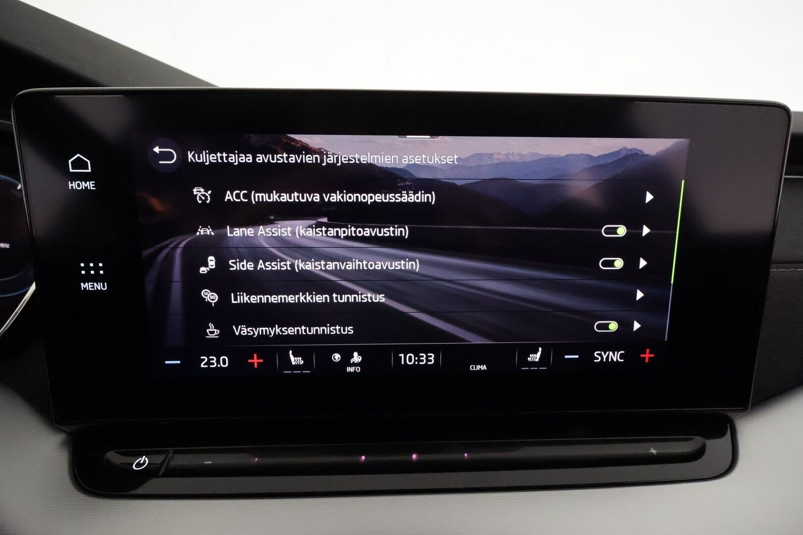 Skoda Octavia 2021 Combi 1,5 TSI Style eTEC DSG **Webasto / Koukku / Adapt.vakkari / Matrix-LED / P.Kamera / Navi / Kaistavahti / Keyless** - 1-om Suomi-auto / Kahdet Renkaat / Merkkihuollettu!