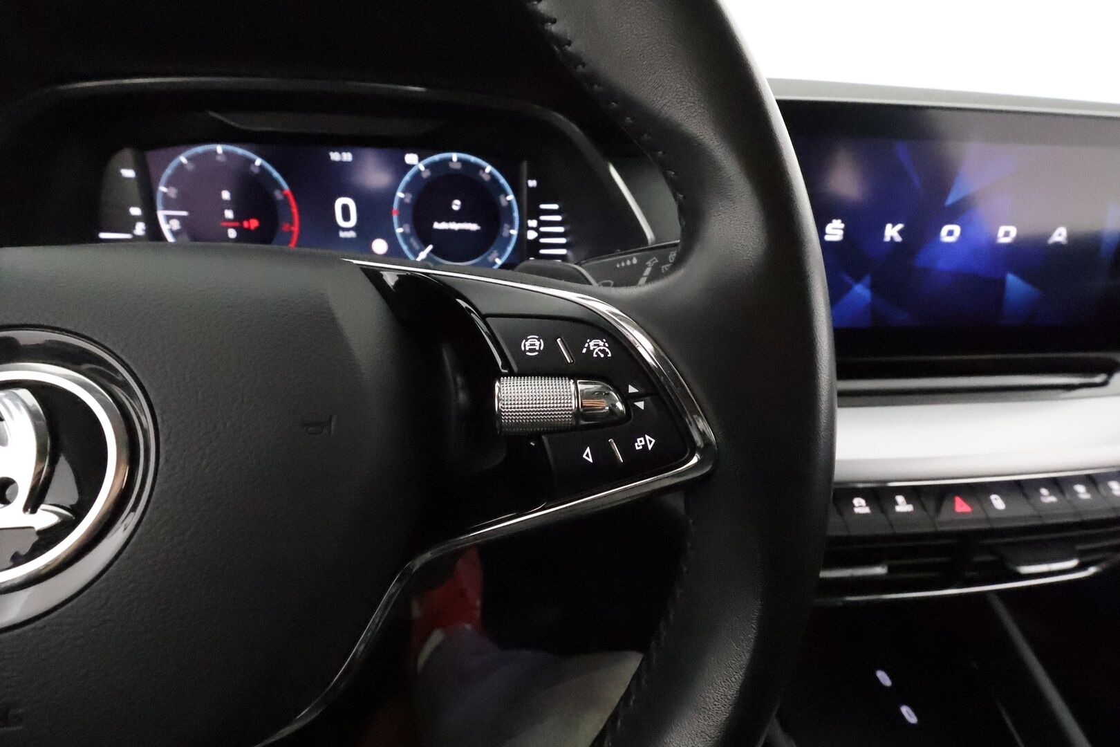 Skoda Octavia 2021 Combi 1,5 TSI Style eTEC DSG **Webasto / Koukku / Adapt.vakkari / Matrix-LED / P.Kamera / Navi / Kaistavahti / Keyless** - 1-om Suomi-auto / Kahdet Renkaat / Merkkihuollettu!