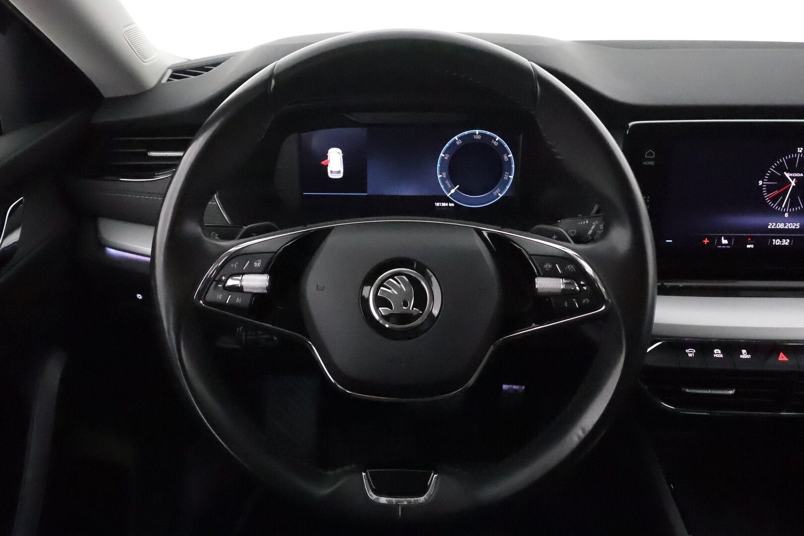 Skoda Octavia 2021 Combi 1,5 TSI Style eTEC DSG **Webasto / Koukku / Adapt.vakkari / Matrix-LED / P.Kamera / Navi / Kaistavahti / Keyless** - 1-om Suomi-auto / Kahdet Renkaat / Merkkihuollettu!