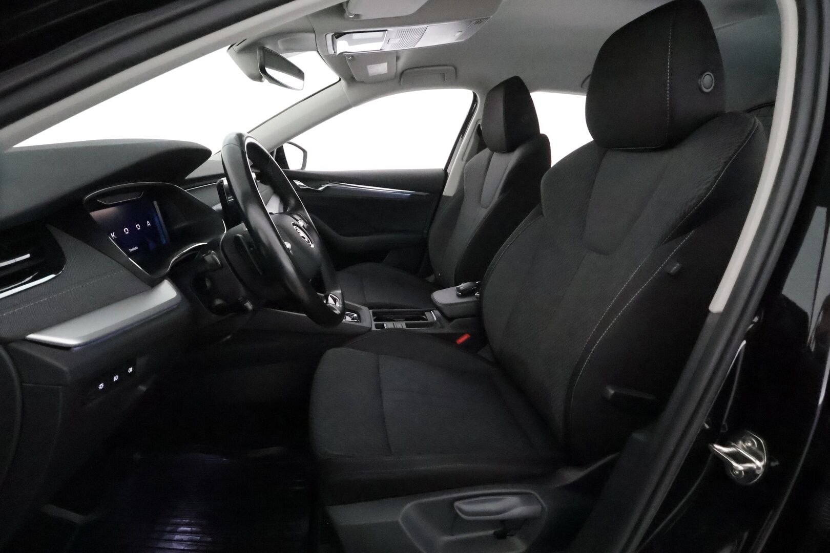 Skoda Octavia 2021 Combi 1,5 TSI Style eTEC DSG **Webasto / Koukku / Adapt.vakkari / Matrix-LED / P.Kamera / Navi / Kaistavahti / Keyless** - Hyvät Style varusteet / 1-om Suomi-auto / Kahdet Renkaat / Merkkihuollettu! - HULLU BLACKWEEK KORKOTARJOUS 2,49%