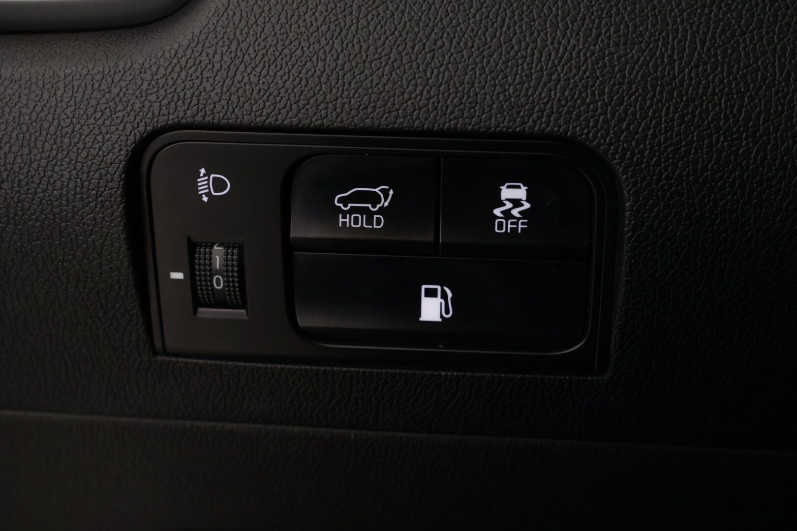 Kia Sorento 2021 1,6 T-GDI Hybrid AWD Business AT 7P - ACC | 7-paikkainen | 1.om Suomi-auto | Nahkaverhoilu | Sähköpenkit | Digimittaristo | P.kamera | Keyless | LED | 2x renkaat aluvantein | Sähkökontti | 