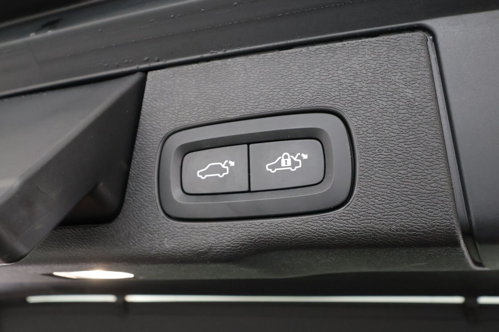 Volvo XC60 2022 T6 TwE AWD Business Inscription aut - | ACC | Webasto | Panorama | Sporttinahat | Muistipenkki | P.kamera | Pilot Assist | Keyless | Lämm. ratti | Sähk. takaluukku | Merkkihuollot |