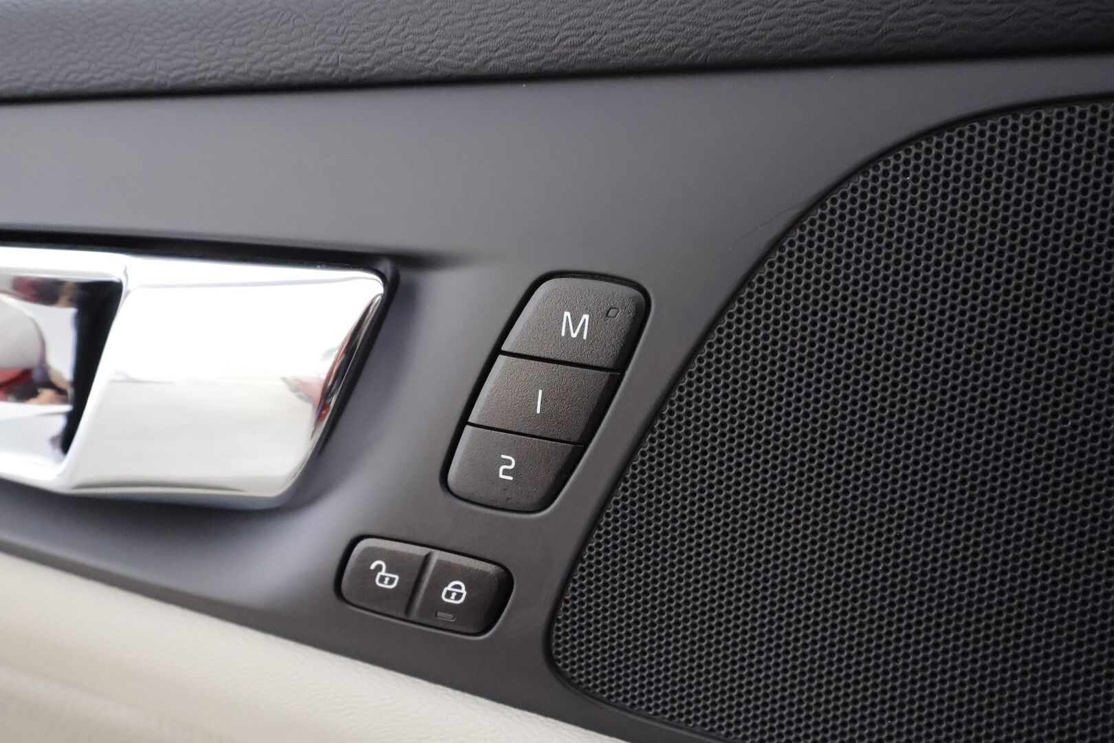 Volvo S60 2021 B5 MHEV Business Inscription aut * Webasto / ACC / Full-LED / P.Kamera / Sportpenkki Muistilla / Navi / Kaistavahti * - 1-om Suomi-auto / Kahdet renkaat / Merkkihuollettu! - HULLUT VÄLIPÄIVÄT KORKOTARJOUS 2,49%