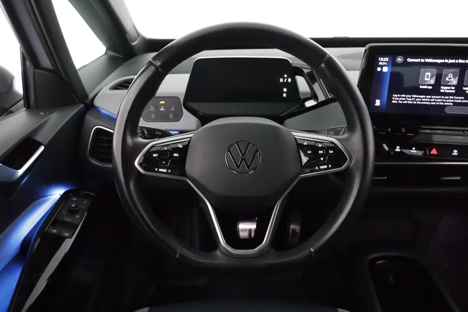 Volkswagen ID.3 2021 Pro S Tour 150 kW, akku 77 kWh **Adapt.vakkari / 360.kamera / Lämpöpumppu / Matrix LED / Digimittaristo / KeylessGo** - 1.Om Suomi-auto / Akku kuntotarkastettu / Kahdet renkaat aluvanteilla 