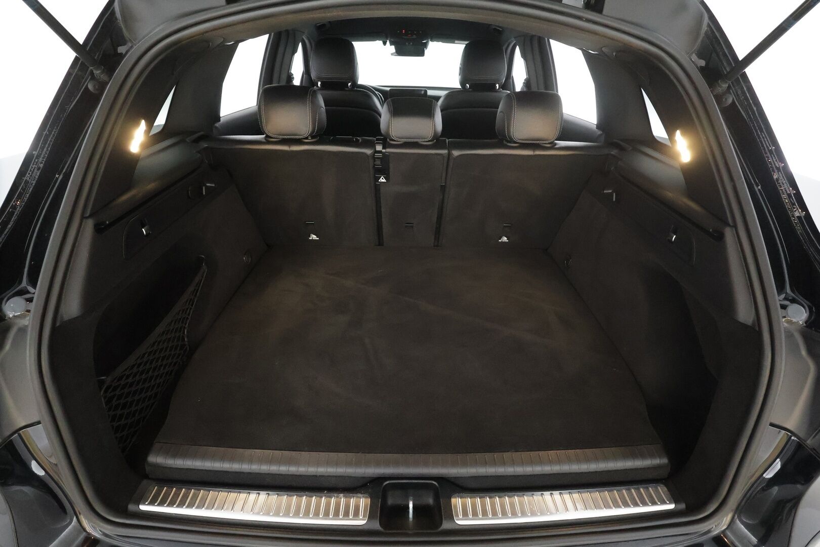 Mercedes-Benz GLC 2022 300 e 4MATIC A Business AMG EQ Power * Distronic+ / P.kamera / Multibeam / Koukku / Muistipenkit / Midline * - Suomi-auto / Kahdet renkaat aluvanteilla