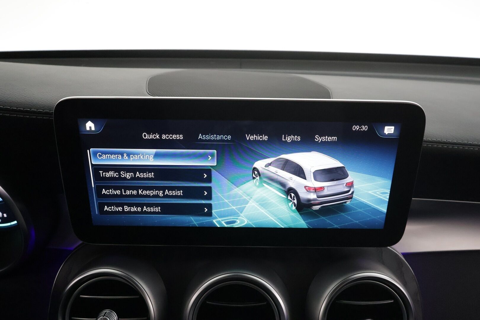 Mercedes-Benz GLC 2022 300 e 4MATIC A Business AMG EQ Power * Distronic+ / P.kamera / Multibeam / Koukku / Muistipenkit / Midline * - Suomi-auto / Kahdet renkaat aluvanteilla