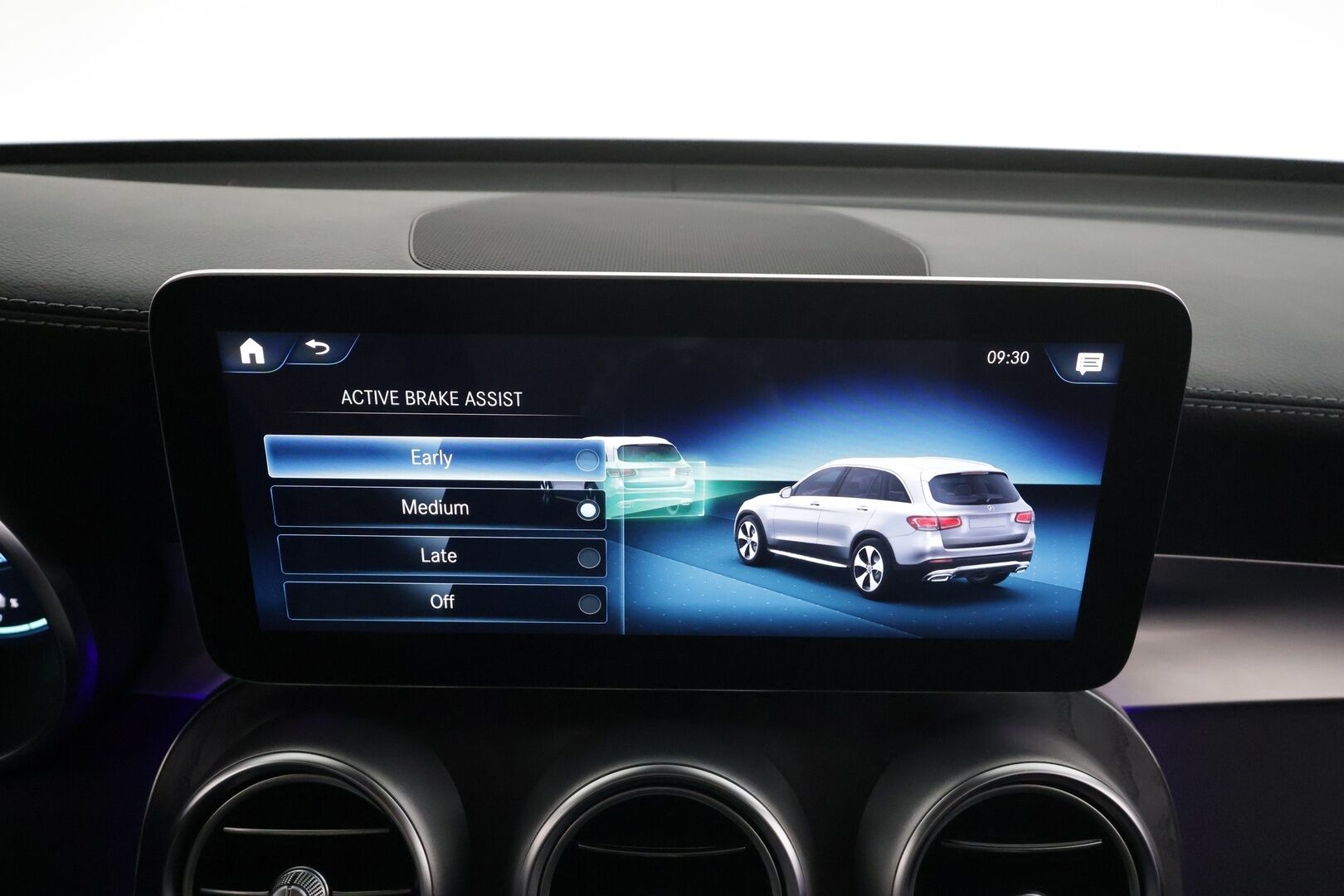 Mercedes-Benz GLC 2022 300 e 4MATIC A Business AMG EQ Power * Distronic+ / P.kamera / Multibeam / Koukku / Muistipenkit / Midline * - Suomi-auto / Kahdet renkaat aluvanteilla