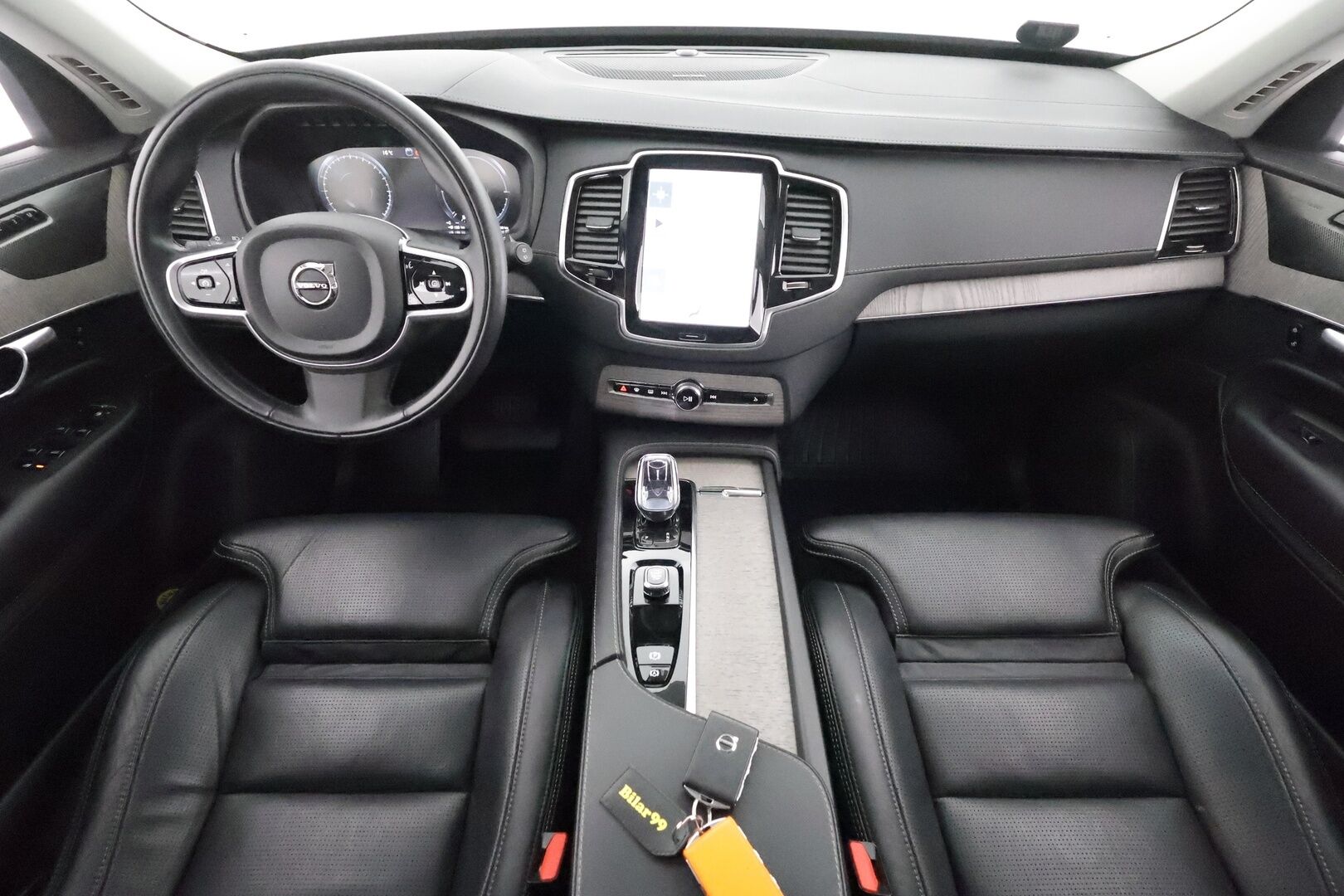 Volvo XC90 2022 T8 TwE AWD Inscription aut ** 1-Om Suomi auto / Adapt.vakkari / Full LED / 7p / Pa- lisälämmitin / H&K / 360 kamera / Panorama - 2,99 % KORKOTARJOUS TÄHÄN AUTOON - Keyless / Apple&Android / Sporttiset muistipenkit / Digimittari