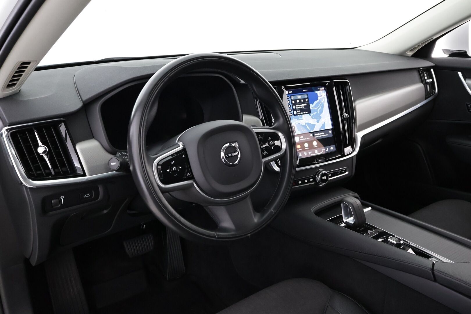 Volvo V90 2022 B4 D-MHEV Momentum aut - Suomiauto | Facelift | Webasto | ACC | Vetokoukku | Pilot Assist | Peruutuskamera | High Perf Audio | Adapt.LED | Puolinahat | Navi | Apple&Android!