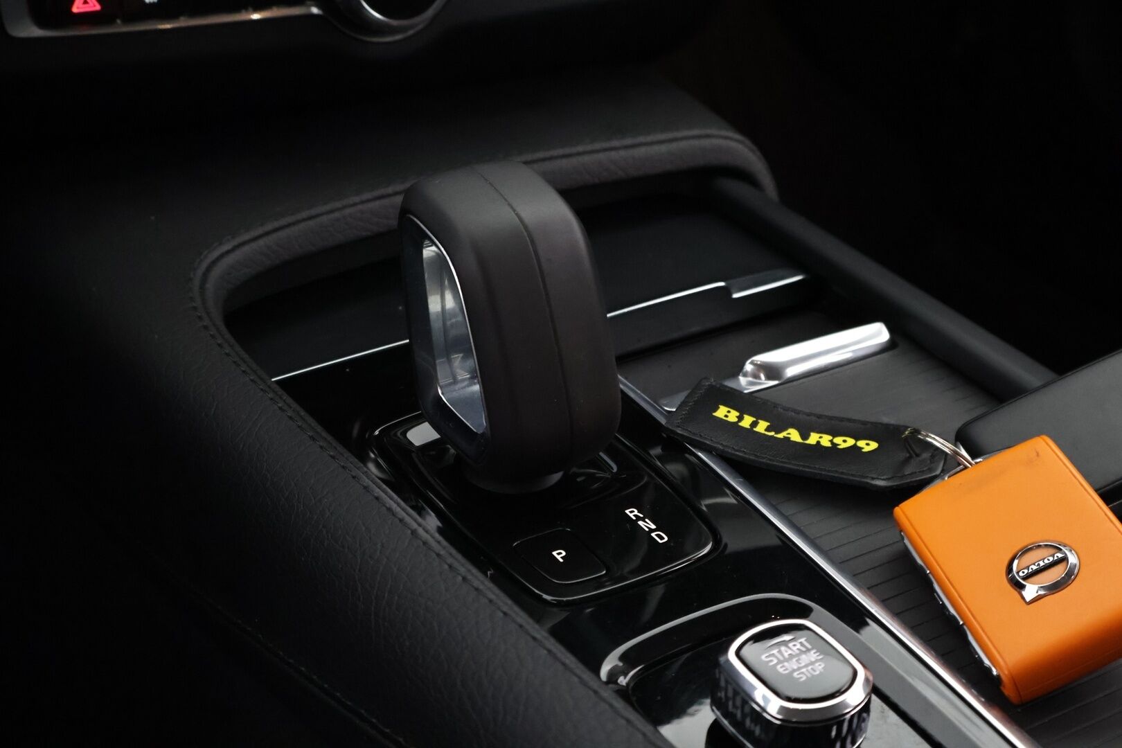 Volvo V90 2022 B4 D-MHEV Momentum aut - Suomiauto | Facelift | Webasto | ACC | Vetokoukku | Pilot Assist | Peruutuskamera | High Perf Audio | Adapt.LED | Puolinahat | Navi | Apple&Android!