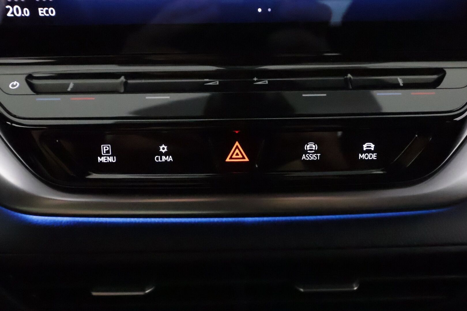 Volkswagen ID.4 2021 Pro Performance 150 kW **Lämpöpumppu / Koukku / Adapt.Vakkari / Matrix-LED / P.kamera / Hierovat Sportpenkit Muistilla** - 1-om Suomi-auto / Akku kuntotarkastettu /  2x Latauskaapelit / Kahdet Renkaat