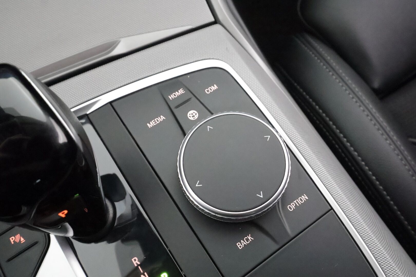 BMW 320 2021 G21 Touring 320d A Business MHEV * Vakkari / HIFi / puolinahat sporttipenkit / P.tutkat / Lohko * - 1.Om suomi-auto / Merkkihuollettu / Kahdet renkaat