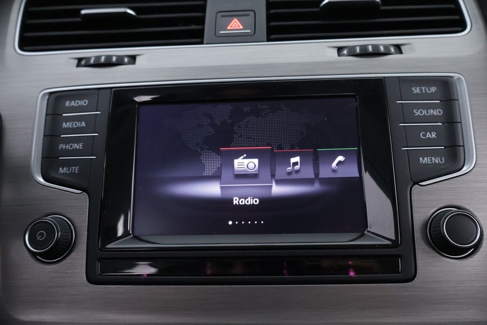 Volkswagen Golf 2015 Variant Comfortline 1,4 TGI 81 kW - Adapt.Vakkari | Ilmastointi | Bluetooth |  2x renkaat & vanteet |