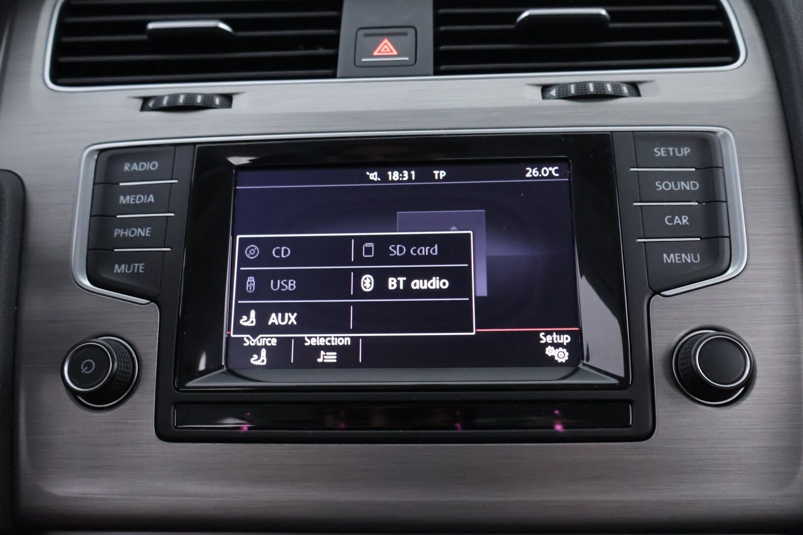 Volkswagen Golf 2015 Variant Comfortline 1,4 TGI 81 kW - Adapt.Vakkari | Ilmastointi | Bluetooth |  2x renkaat & vanteet |