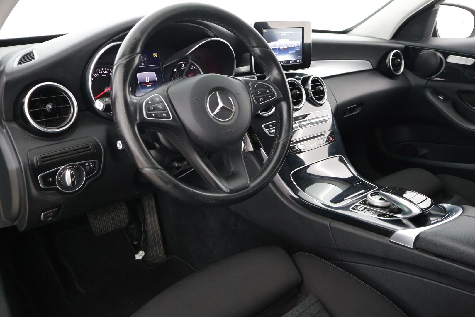 MERCEDES-BENZ C 2017 220d T Business 4Matic Edition 9G-Tronic //  Adaptiivinen vakkari / Navi / Koukku //
