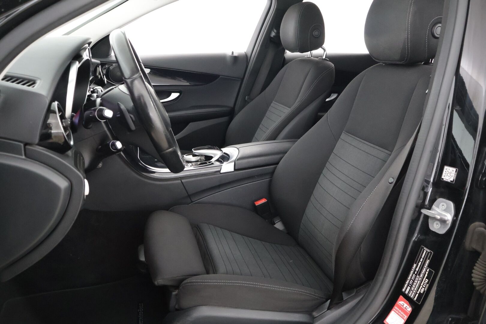 MERCEDES-BENZ C 2017 220d T Business 4Matic Edition 9G-Tronic //  Adaptiivinen vakkari / Navi / Koukku //