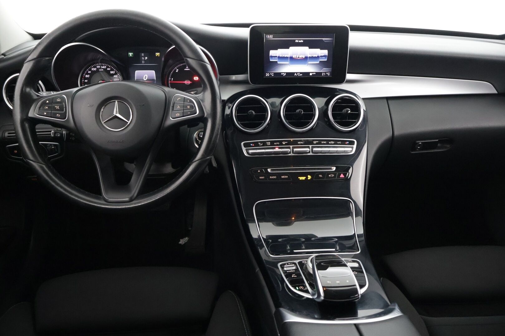 MERCEDES-BENZ C 2017 220d T Business 4Matic Edition 9G-Tronic //  Adaptiivinen vakkari / Navi / Koukku //