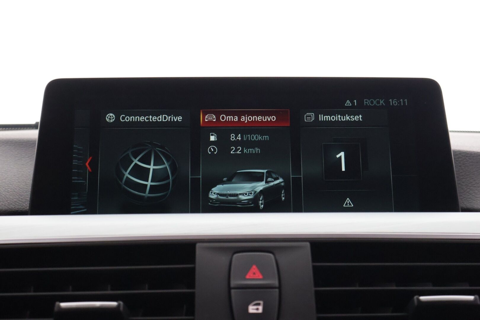 BMW 330 2016 e F30 Sedan A - ** Vakkari / HUD / H&K / Nahat / Blis / 270-kamera **