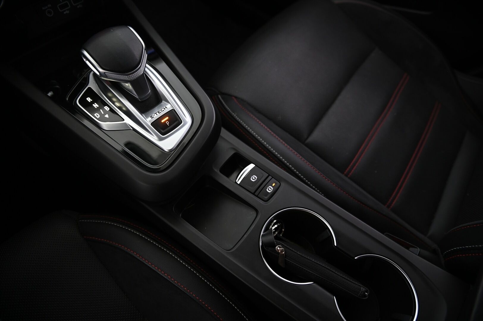Renault Arkana 2021 E-TECH 145 Hybrid R.S. Line - Adaptiivinen Vakionopeudensäädin | Peruutuskamera | Navi | Digimittaristo | Sähköpenkit | Suomi-Auto | Led-Ajovalot 