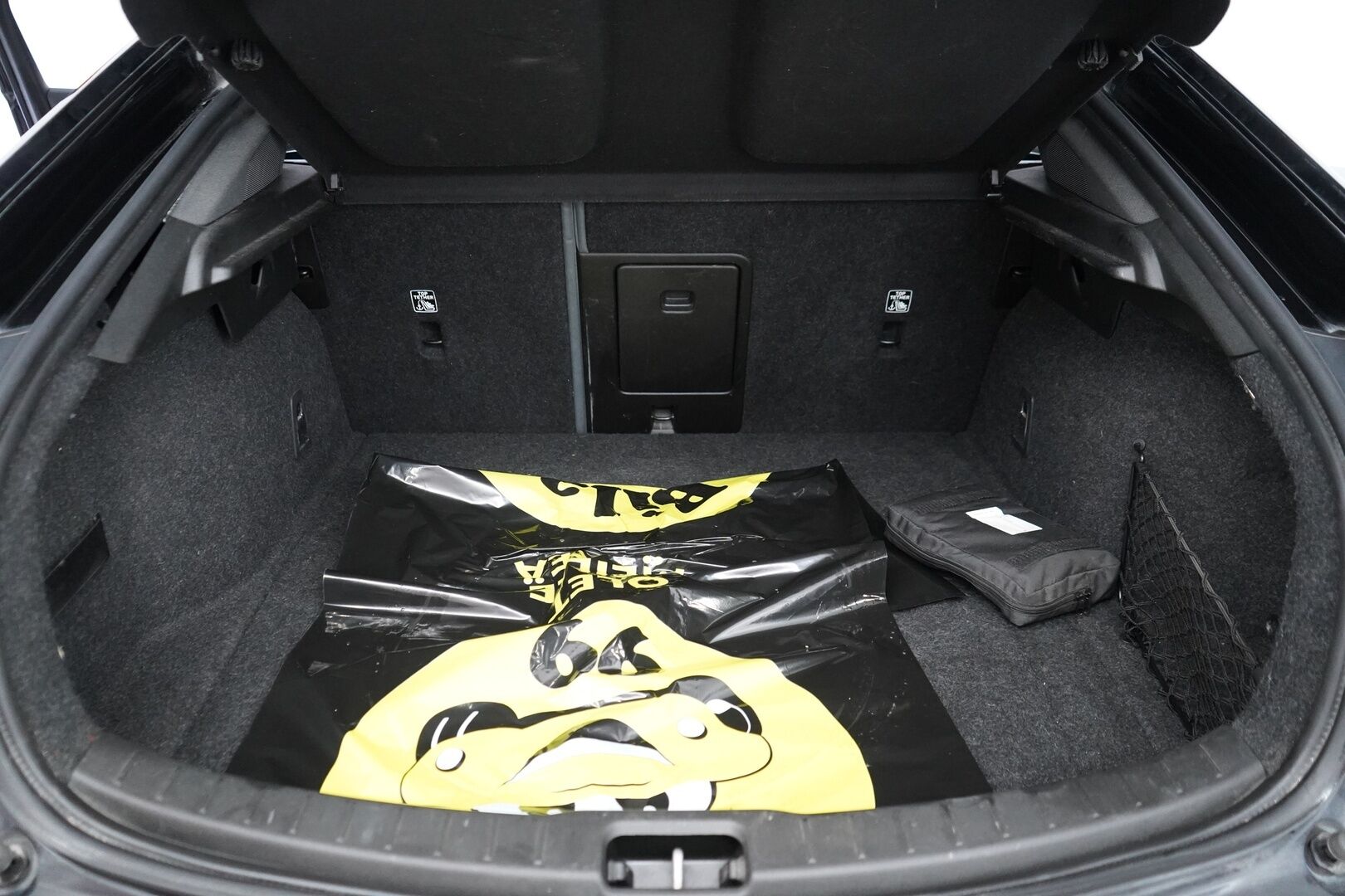 Polestar 2 2021 Long Range Dual Motor, 300kW, 78kWh *Koukku / ACC / H&K / Lasikatto / Muistipenkki* - Suomi-auto / SOH 89.6% / Kahdet renkaat OEM vantein / Säntillinen huoltohistoria