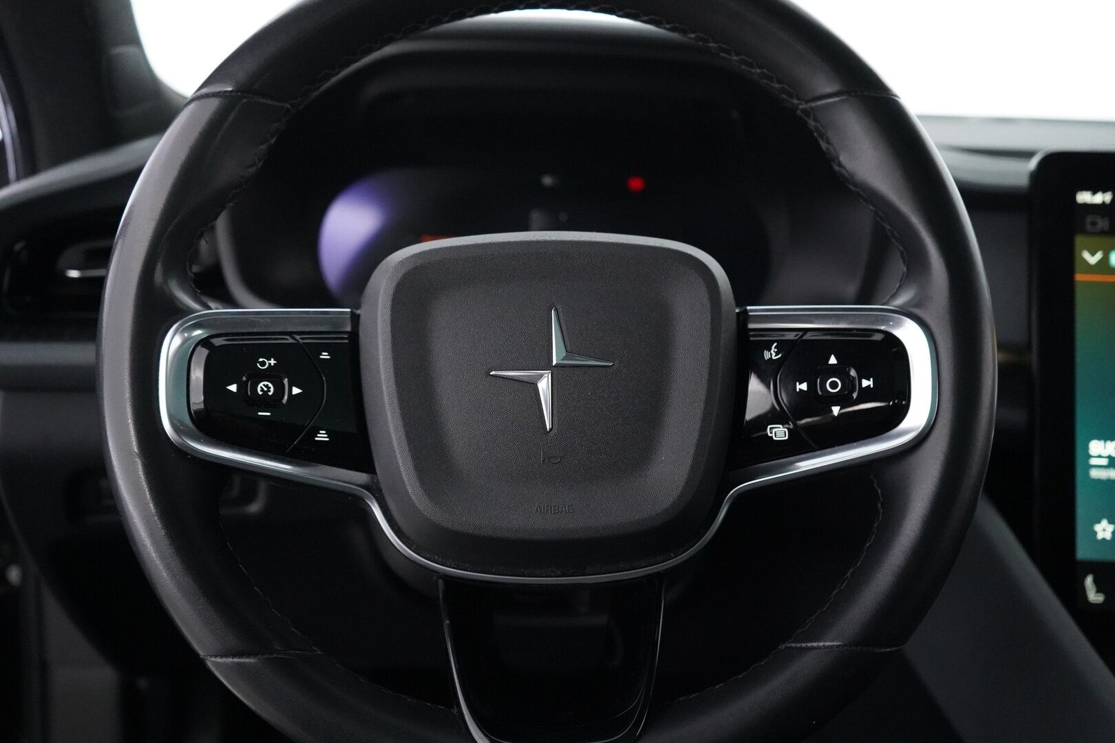 Polestar 2 2021 Long Range Dual Motor, 300kW, 78kWh *Koukku / ACC / H&K / Lasikatto / Muistipenkki* - Suomi-auto / SOH 89.6% / Kahdet renkaat OEM vantein / Säntillinen huoltohistoria