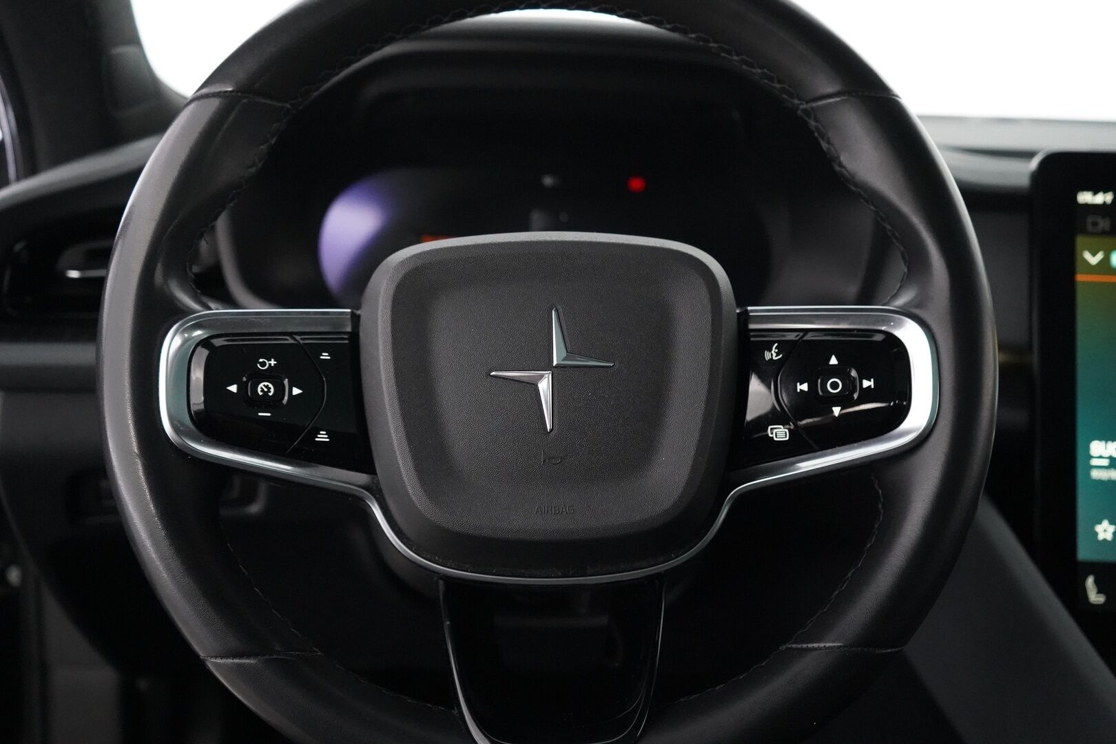 Polestar 2 2021 Long Range Dual Motor, 300kW, 78kWh *Koukku / ACC / H&K / Lasikatto / Muistipenkki* - Suomi-auto / SOH 89.6% / Kahdet renkaat OEM vantein / Säntillinen huoltohistoria